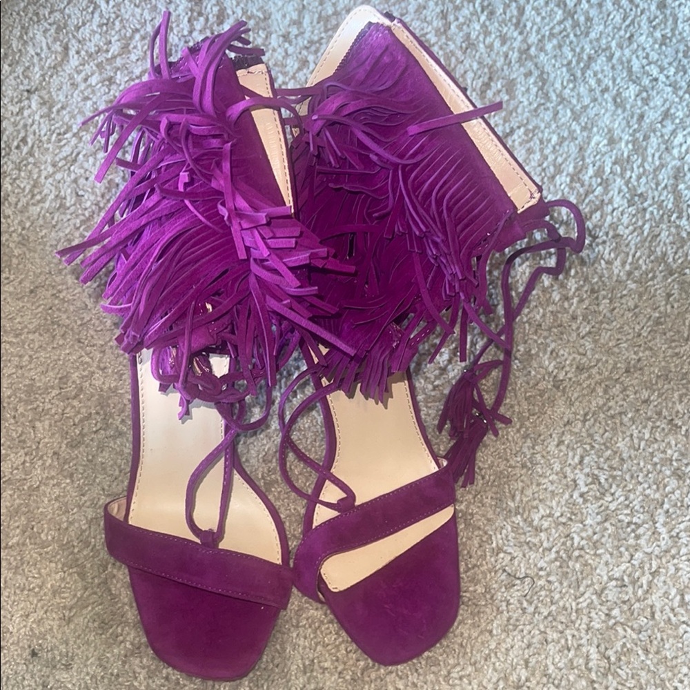 Beautiful size 9 Purple Fringe Women's Sandals